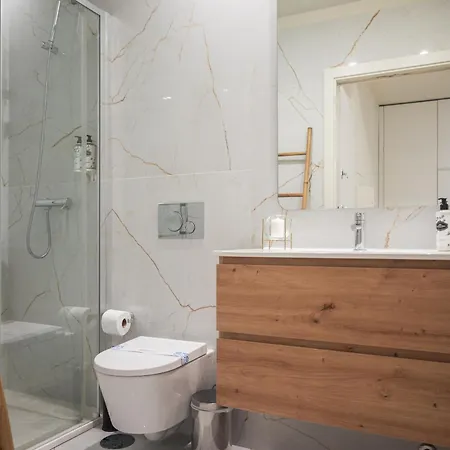Luxury Style 1 With Ac Downtown Near Metro